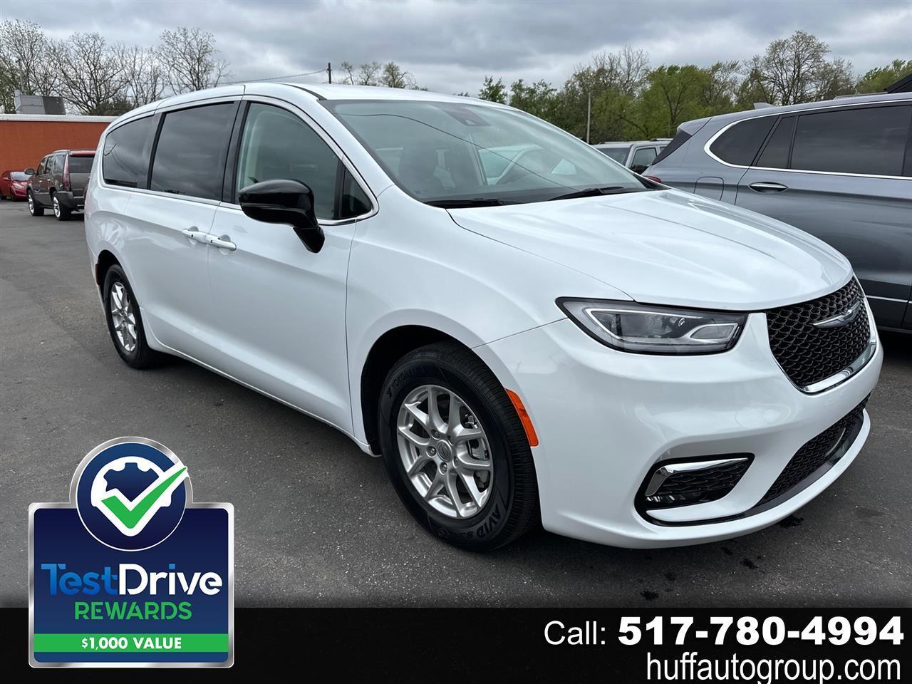 2024 Chrysler Pacifica Touring L FWD