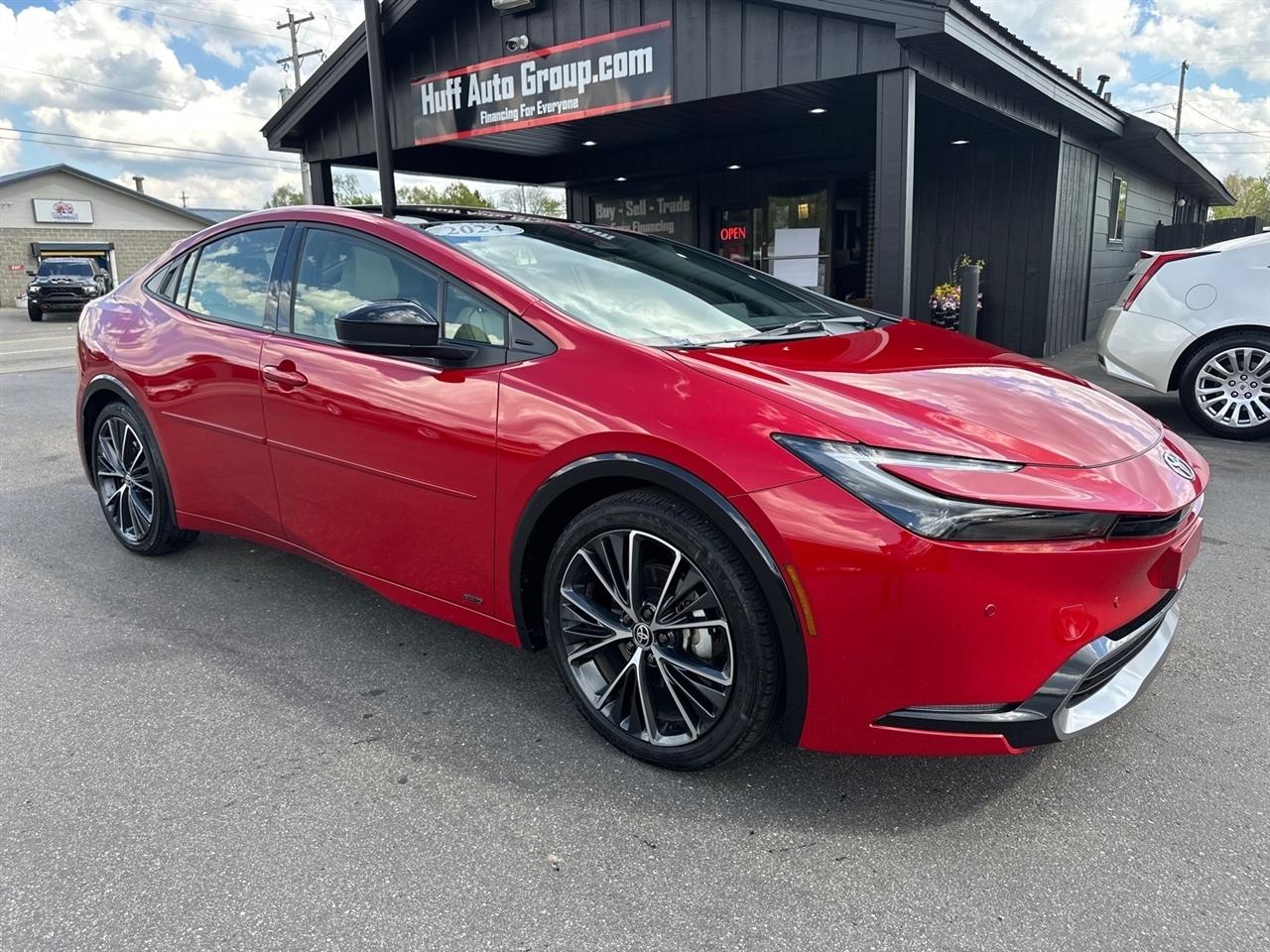 Toyota Prius Limited AWD (Natl) 2024