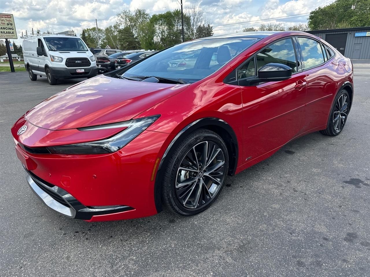 Toyota Prius Limited AWD (Natl) 2024