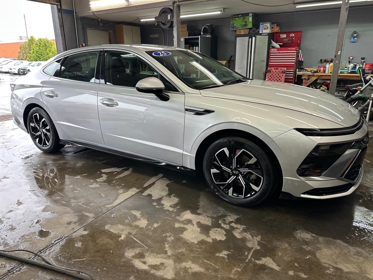 Hyundai Sonata SEL FWD 2025