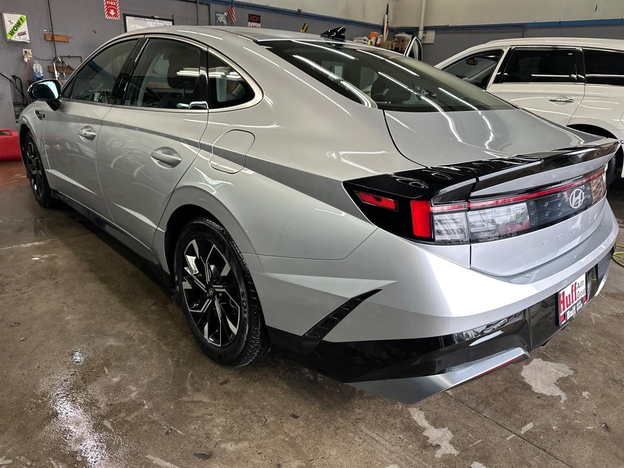 Hyundai Sonata SEL FWD 2025