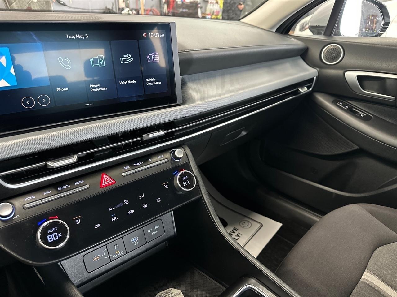 Hyundai Sonata SEL FWD 2025