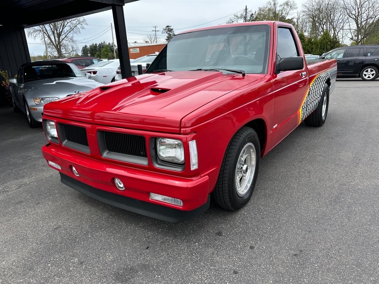 GMC S-15  1982