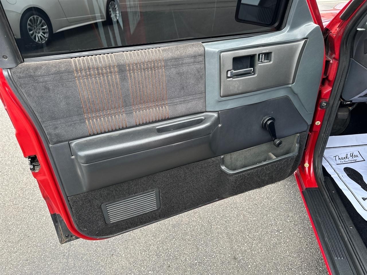 GMC S-15  1982