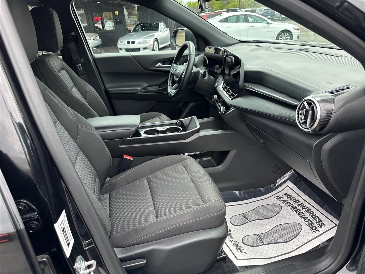 Chevrolet Equinox AWD 4dr LT w/2LT 2025