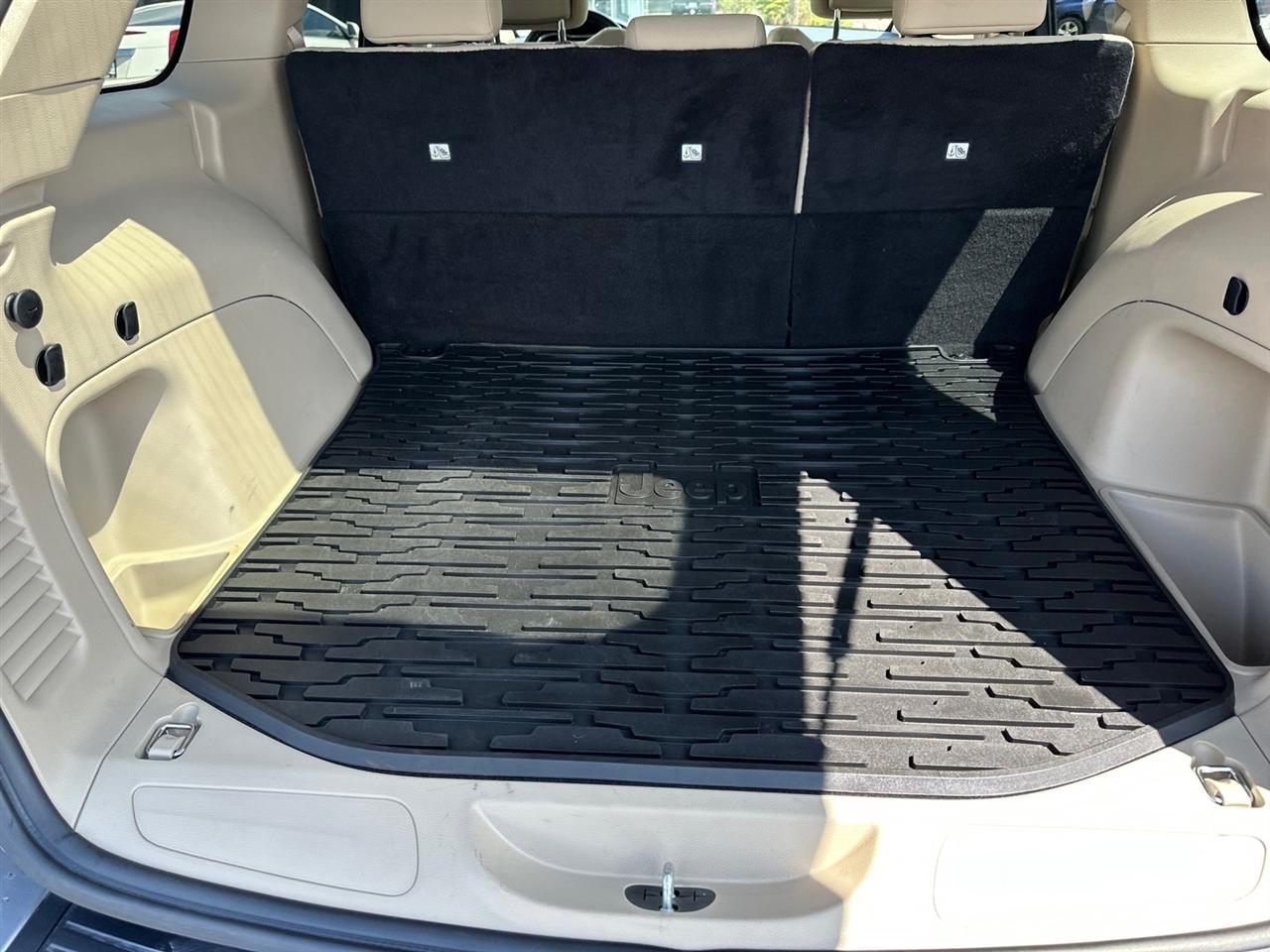 Jeep Grand Cherokee Laredo E 4x4 2021