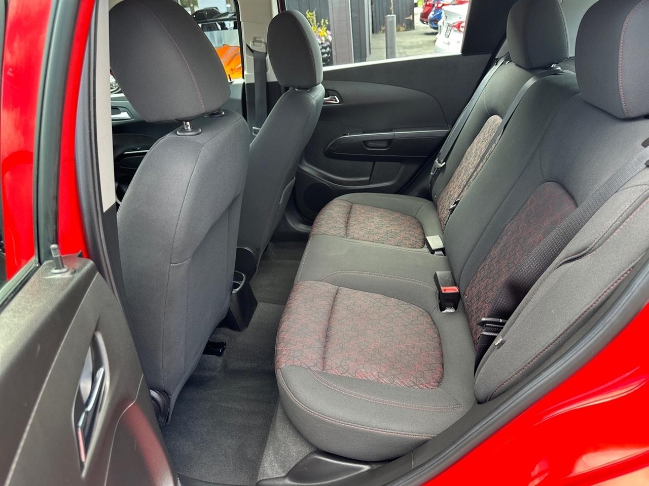 Chevrolet Sonic 5dr HB Auto LT w/1SD 2017
