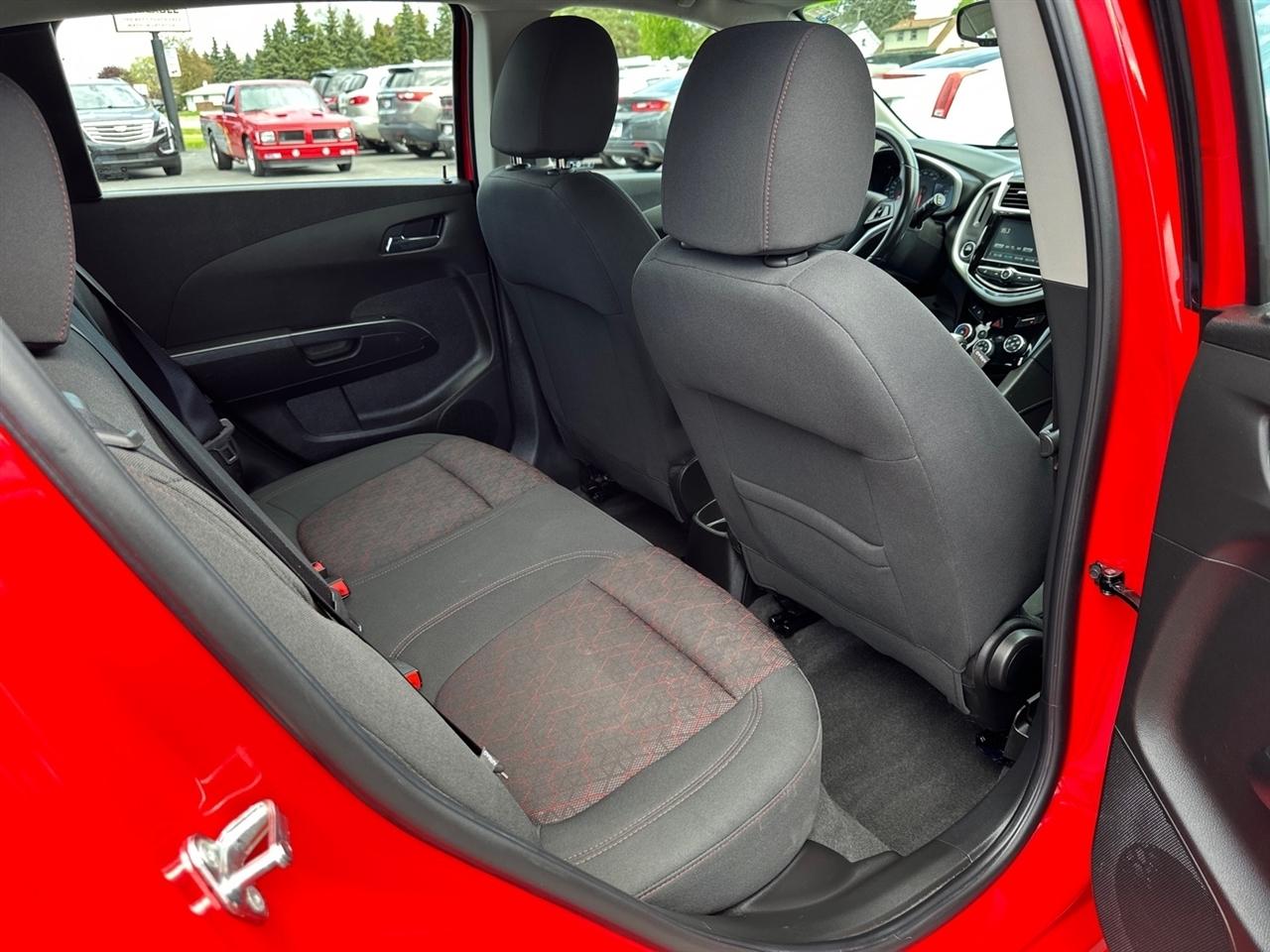 Chevrolet Sonic 5dr HB Auto LT w/1SD 2017