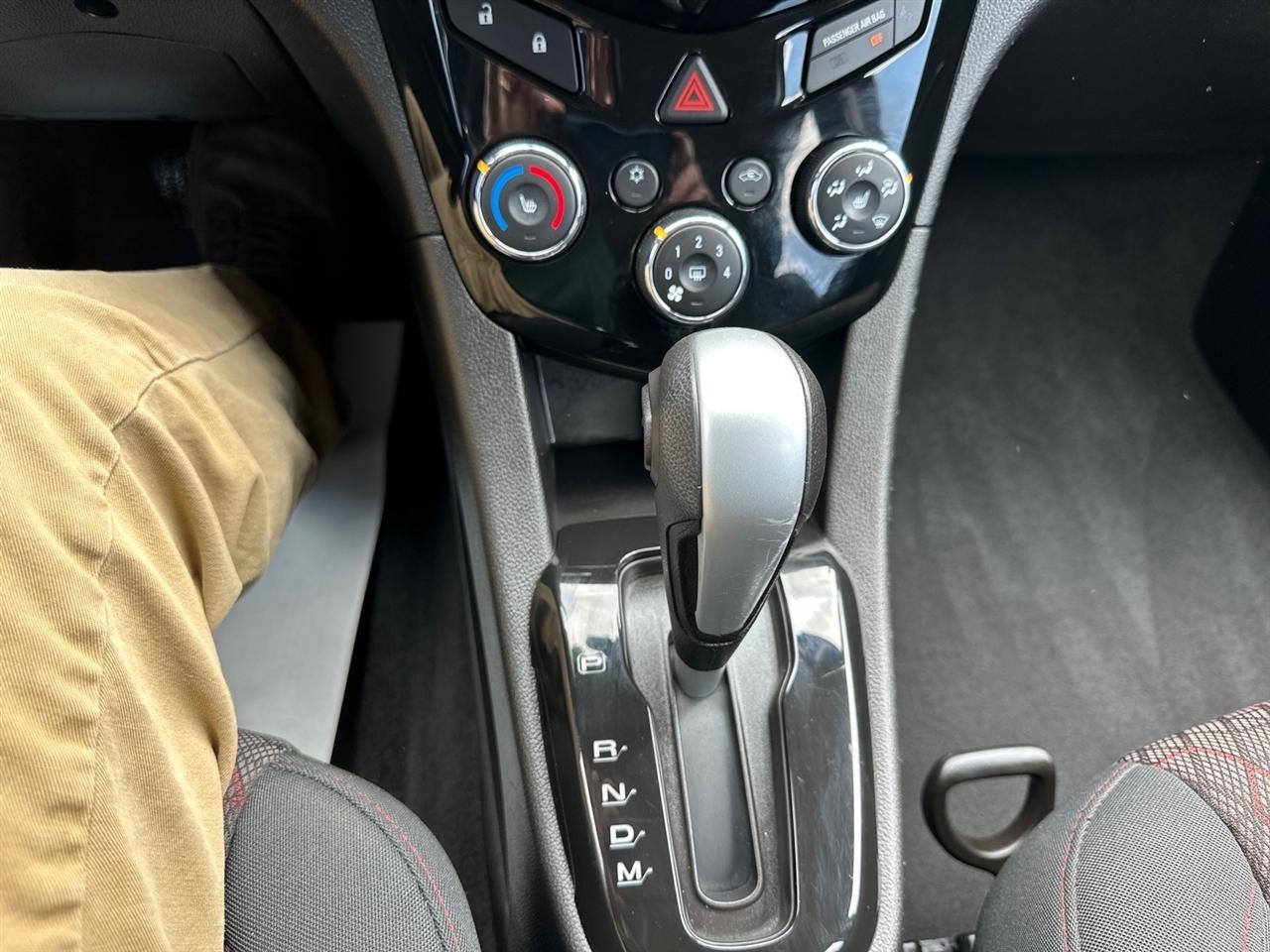 Chevrolet Sonic 5dr HB Auto LT w/1SD 2017