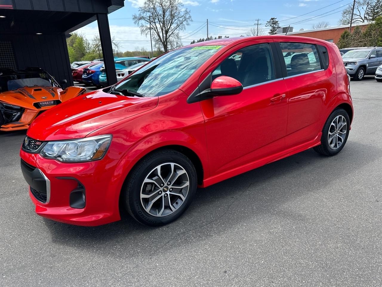 Chevrolet Sonic 5dr HB Auto LT w/1SD 2017