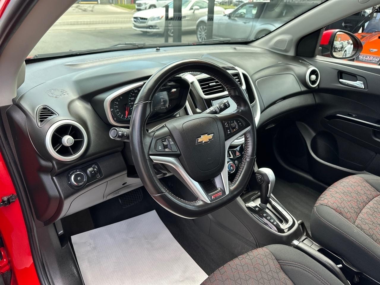 Chevrolet Sonic 5dr HB Auto LT w/1SD 2017