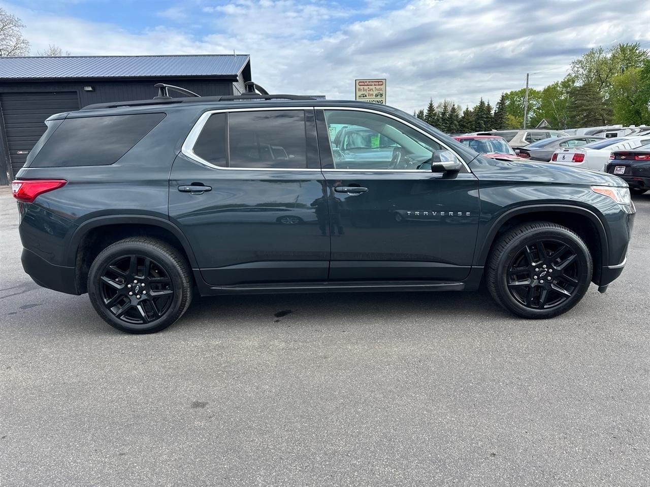 Chevrolet Traverse AWD 4dr LT Leather 2021