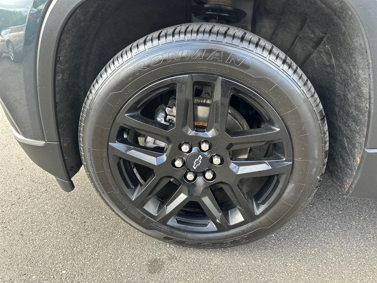 Chevrolet Traverse AWD 4dr LT Leather 2021