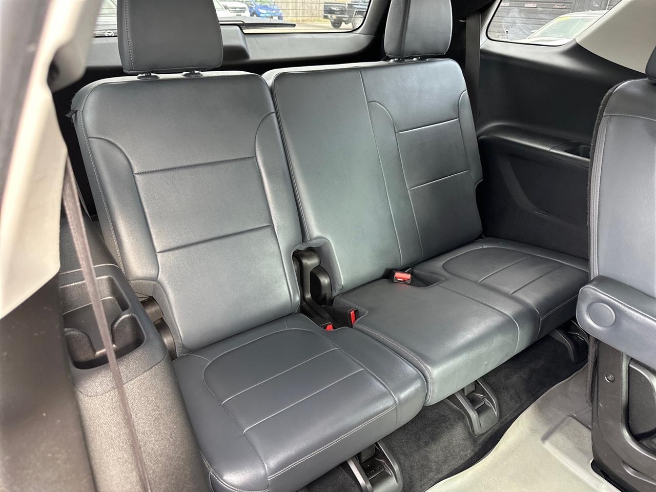 Chevrolet Traverse AWD 4dr LT Leather 2021