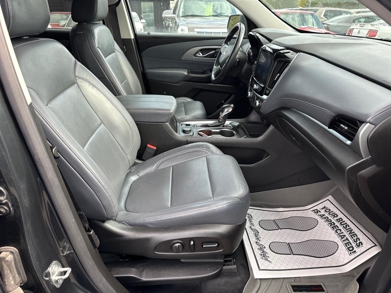 Chevrolet Traverse AWD 4dr LT Leather 2021