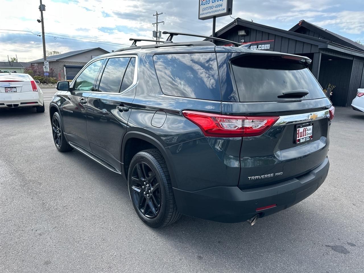 Chevrolet Traverse AWD 4dr LT Leather 2021