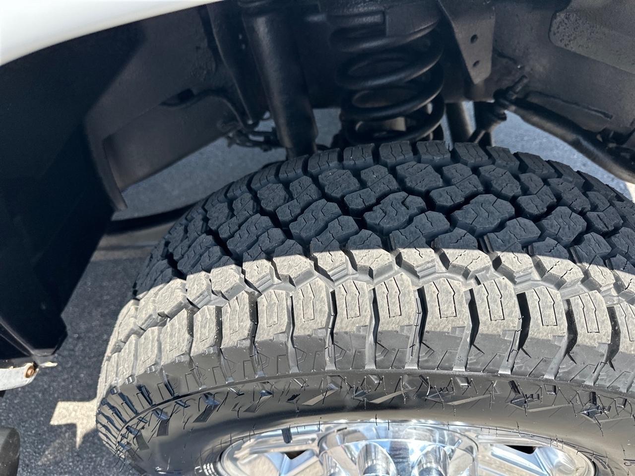RAM 2500 Tradesman 4x4 Crew Cab 6'4" Box 2018