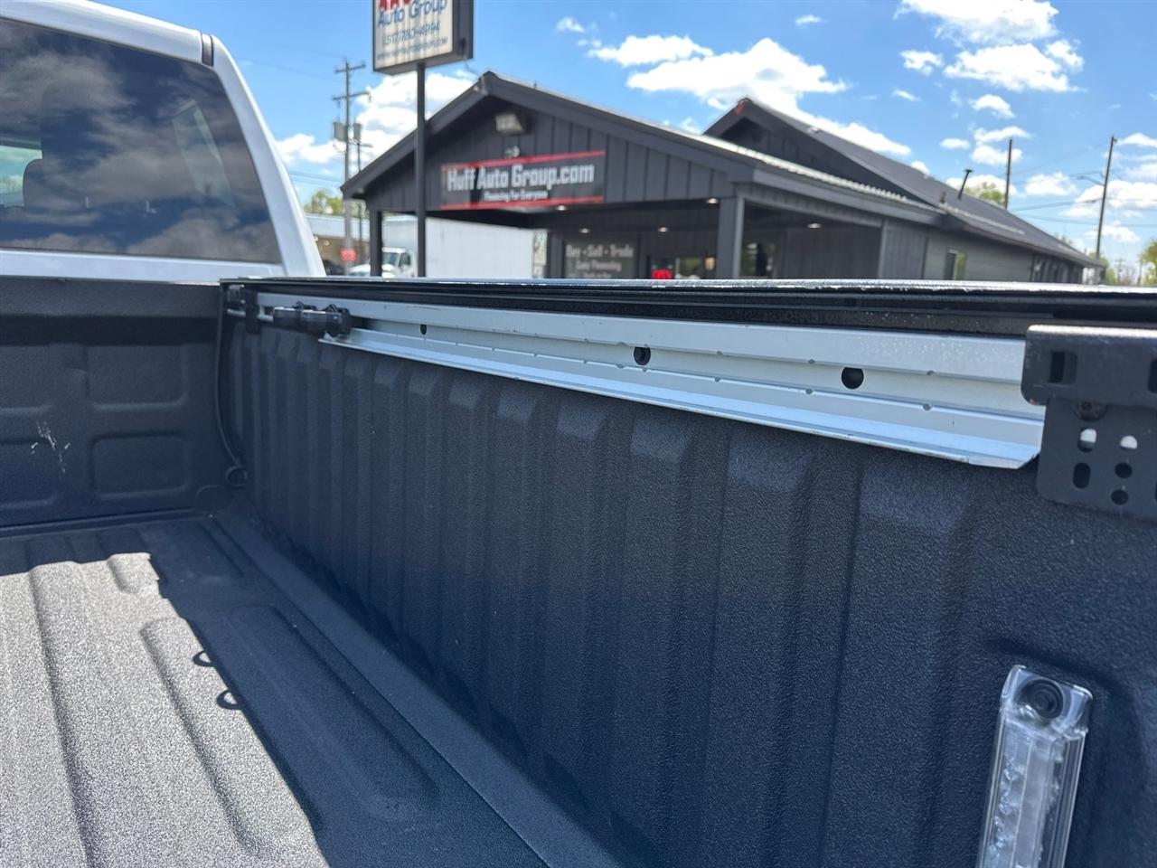 RAM 2500 Tradesman 4x4 Crew Cab 6'4" Box 2018