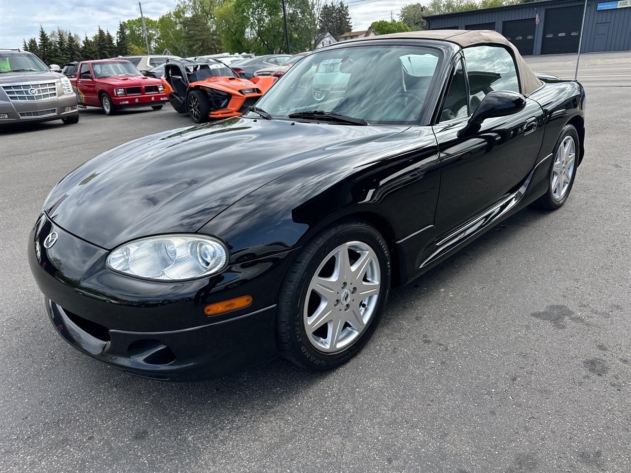Mazda MX-5 Miata 2dr Conv LS 6-Spd Manual 2004