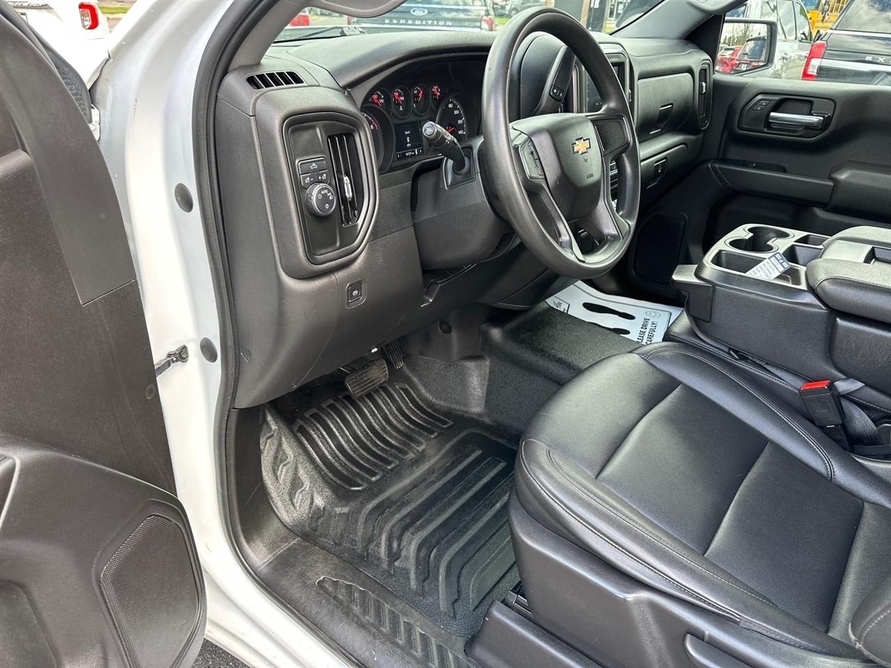 Chevrolet Silverado 1500 2WD Reg Cab 126" Work Truck 2023
