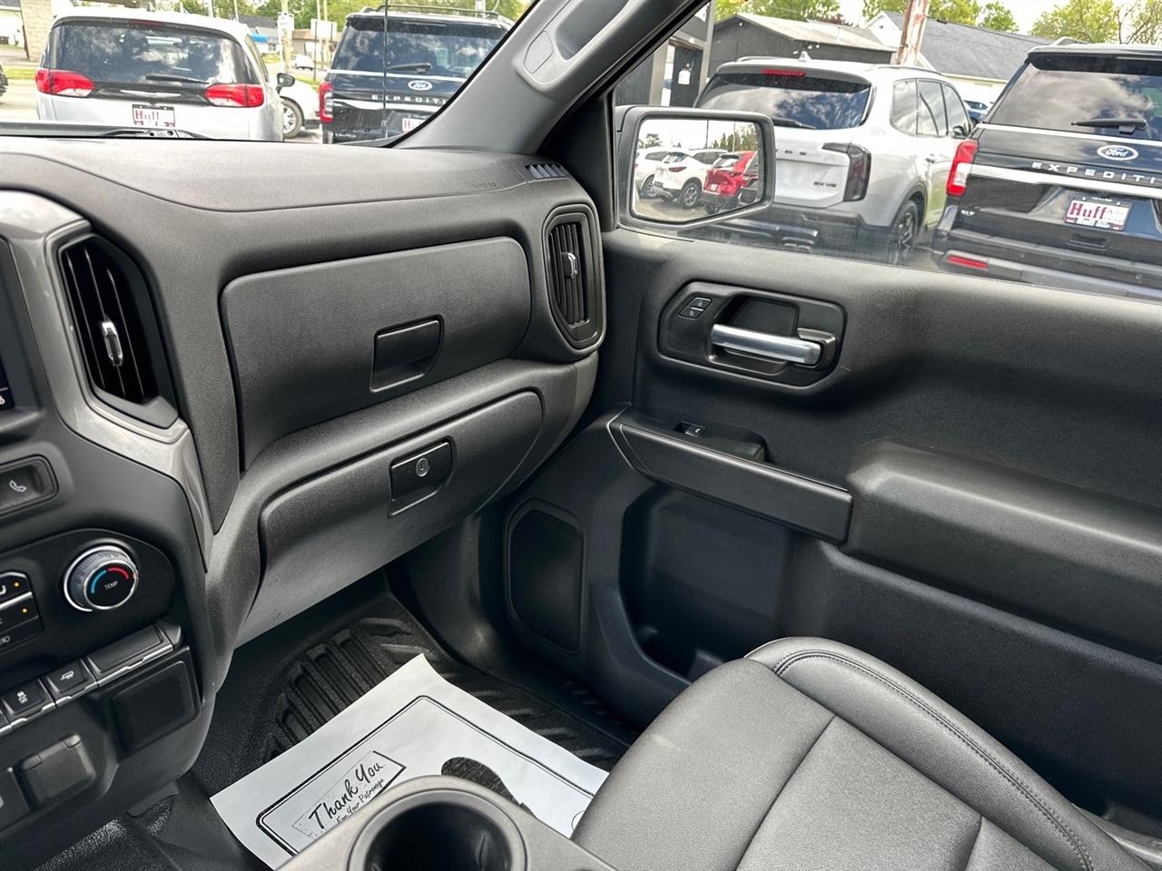 Chevrolet Silverado 1500 2WD Reg Cab 126" Work Truck 2023