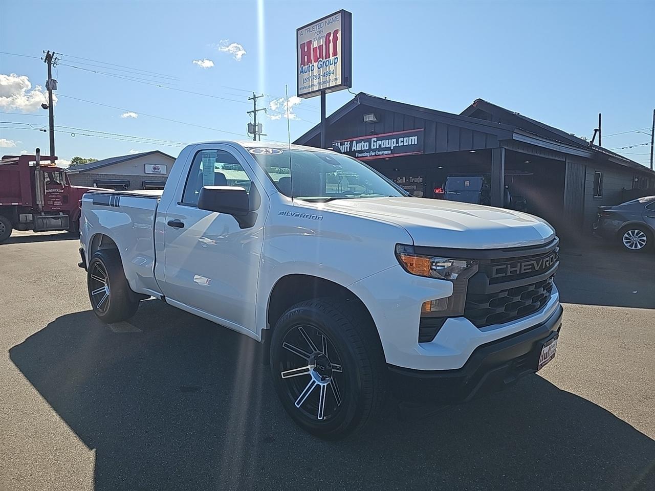 Chevrolet Silverado 1500 2WD Reg Cab 126" Work Truck 2023