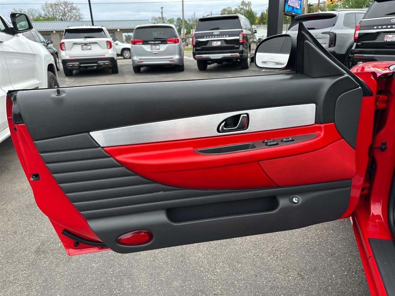 Ford Thunderbird 2dr Convertible Deluxe 2002