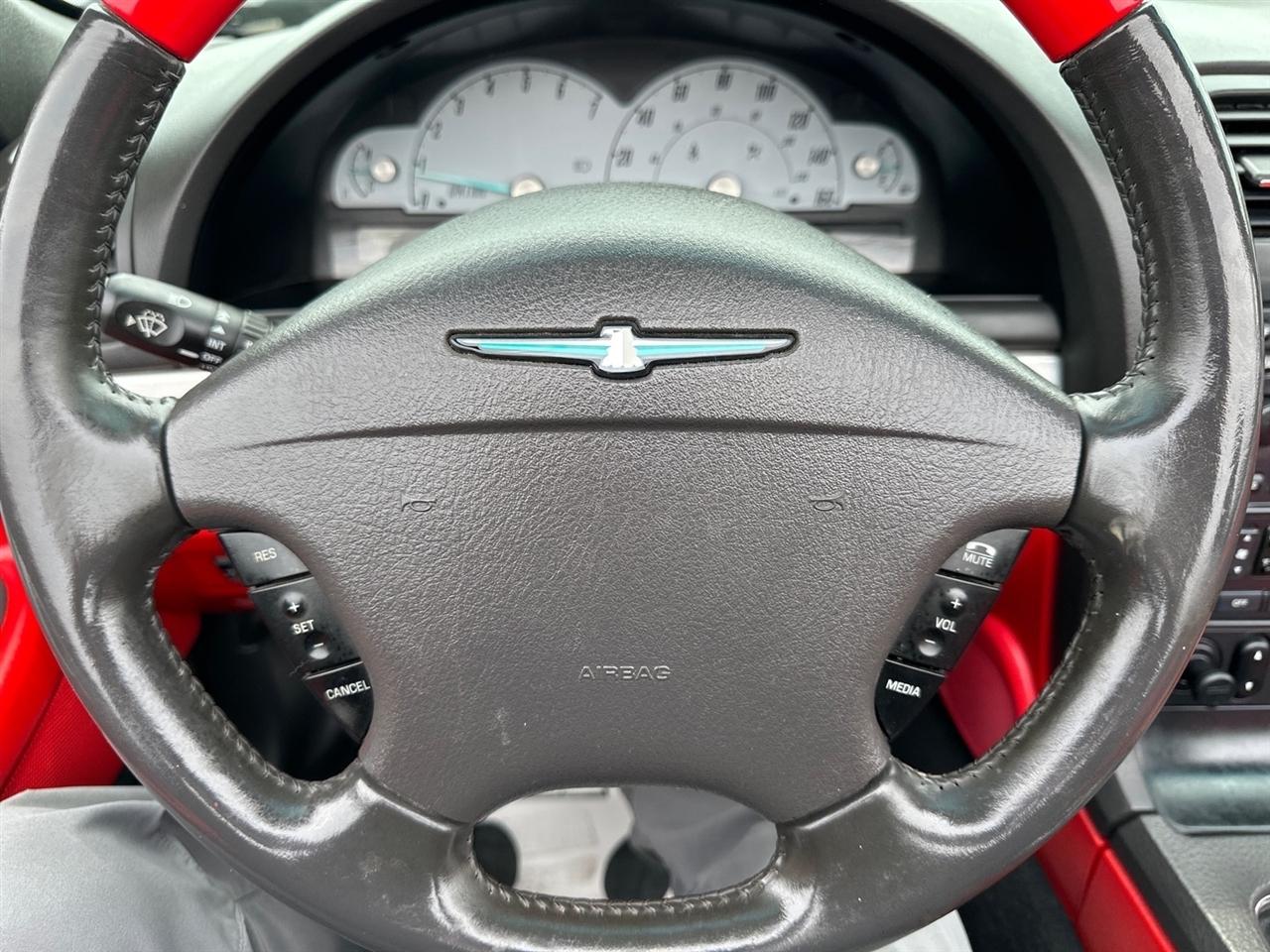 Ford Thunderbird 2dr Convertible Deluxe 2002