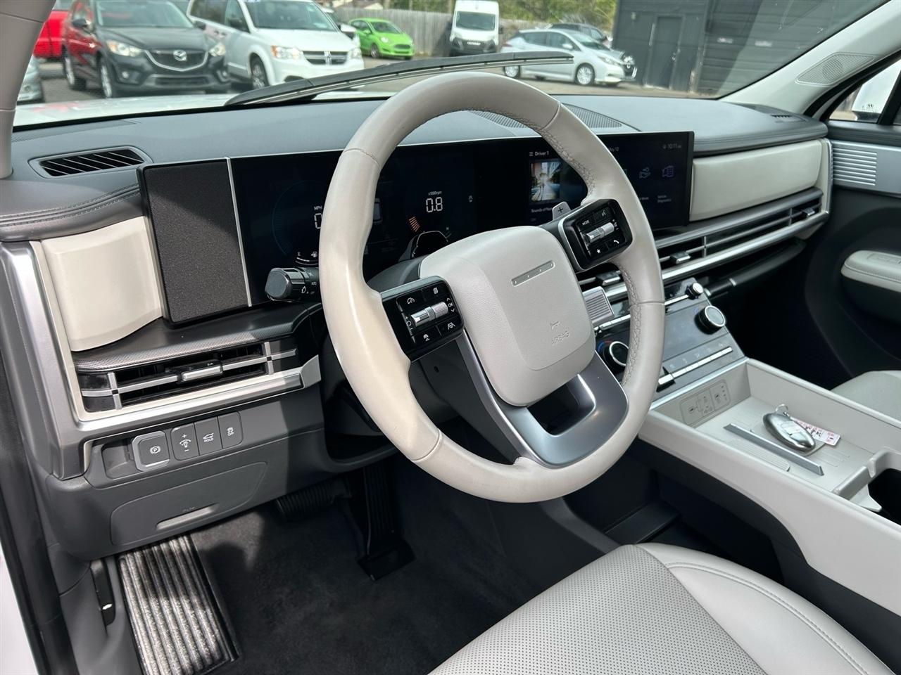 Hyundai Santa Fe SEL AWD 2025