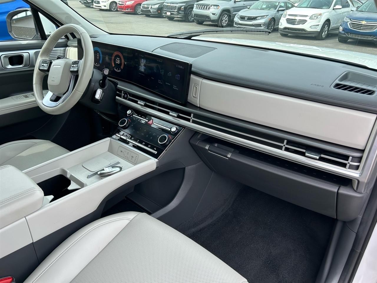 Hyundai Santa Fe SEL AWD 2025