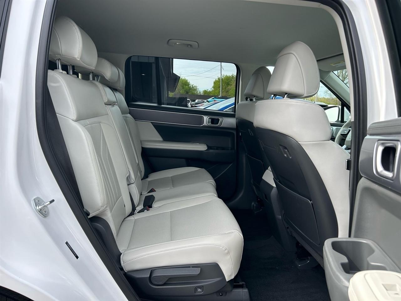 Hyundai Santa Fe SEL AWD 2025