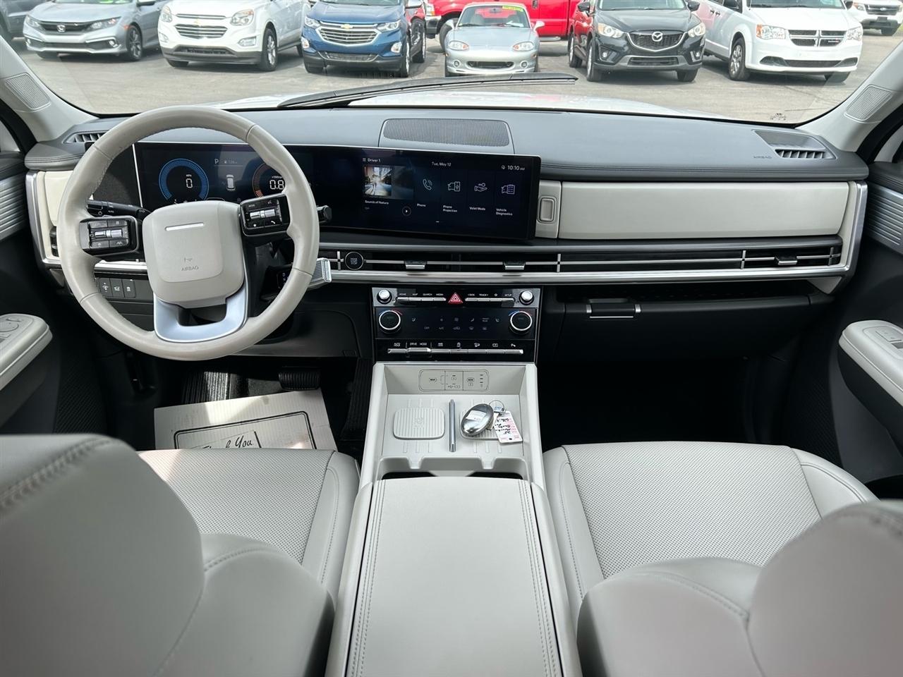 Hyundai Santa Fe SEL AWD 2025