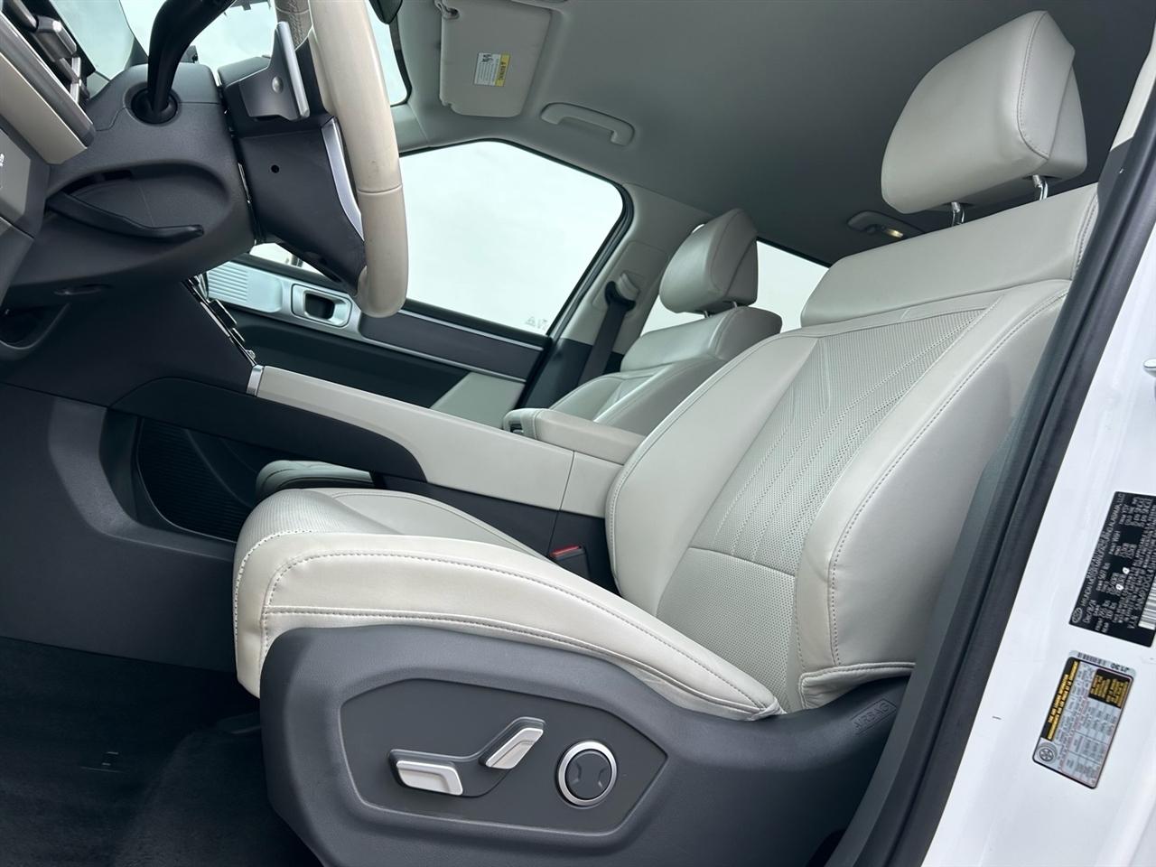 Hyundai Santa Fe SEL AWD 2025