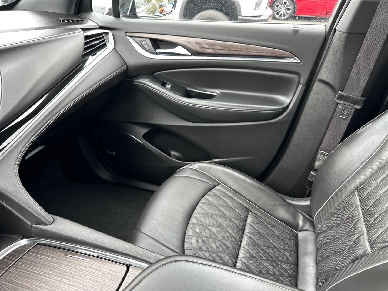 Buick Enclave AWD 4dr Avenir 2022