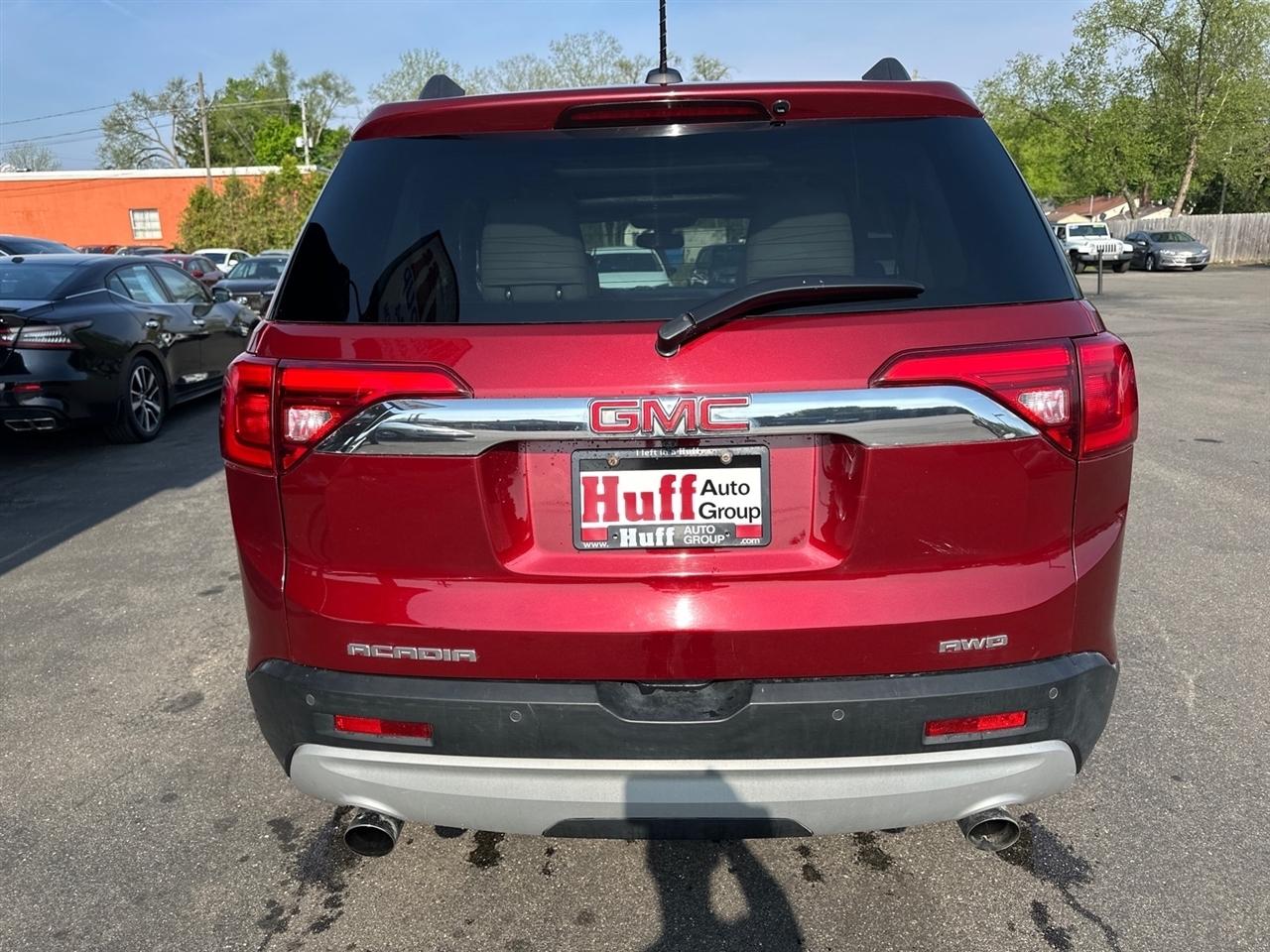 GMC Acadia AWD 4dr SLT w/SLT-1 2017