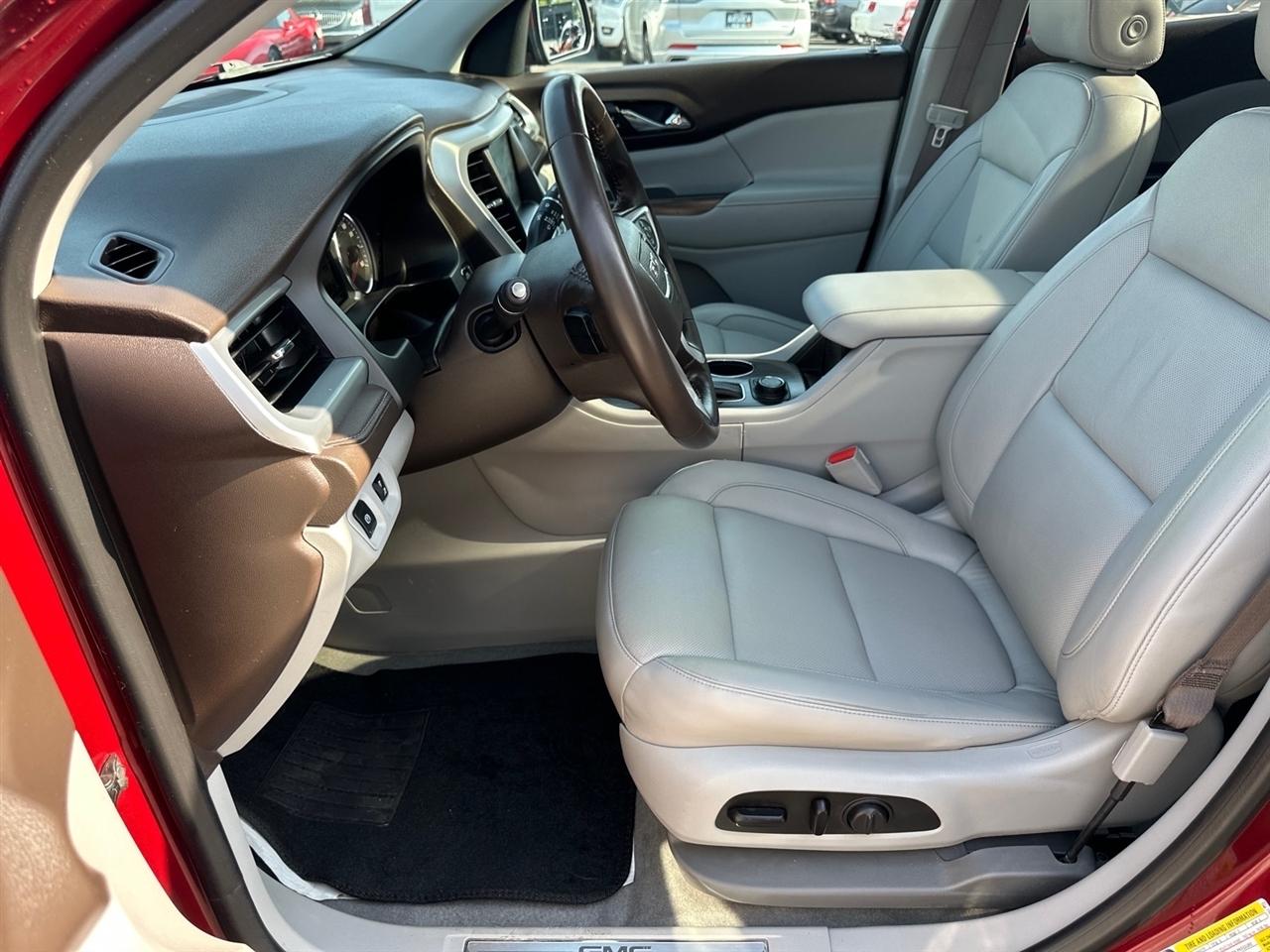 GMC Acadia AWD 4dr SLT w/SLT-1 2017