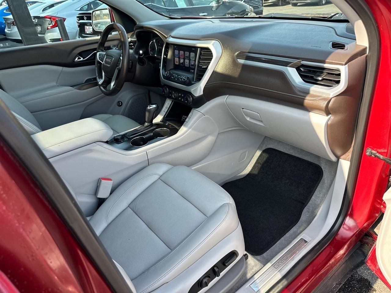 GMC Acadia AWD 4dr SLT w/SLT-1 2017