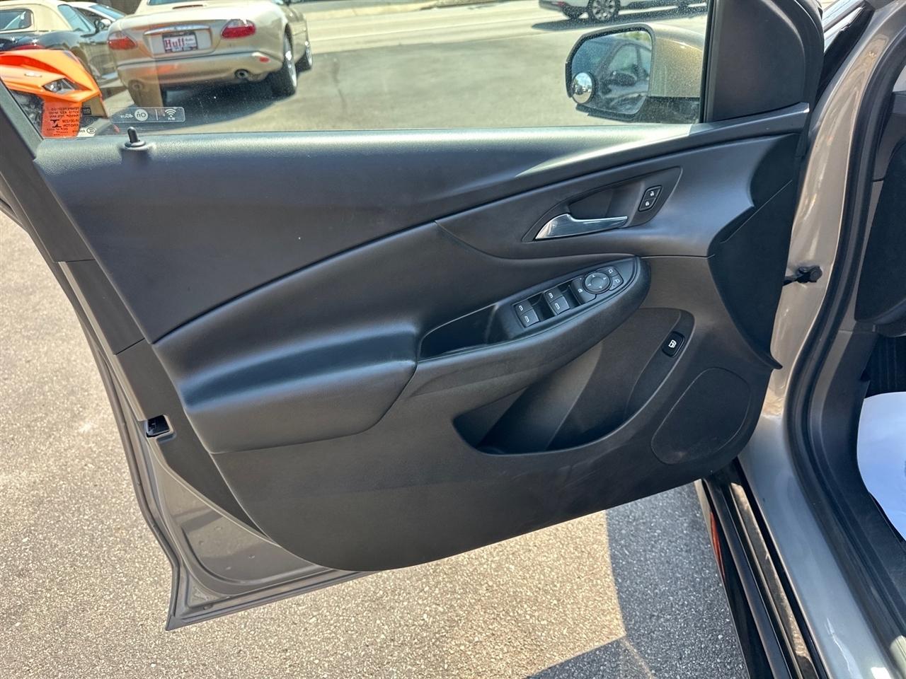 Chevrolet Volt 5dr HB LT 2017