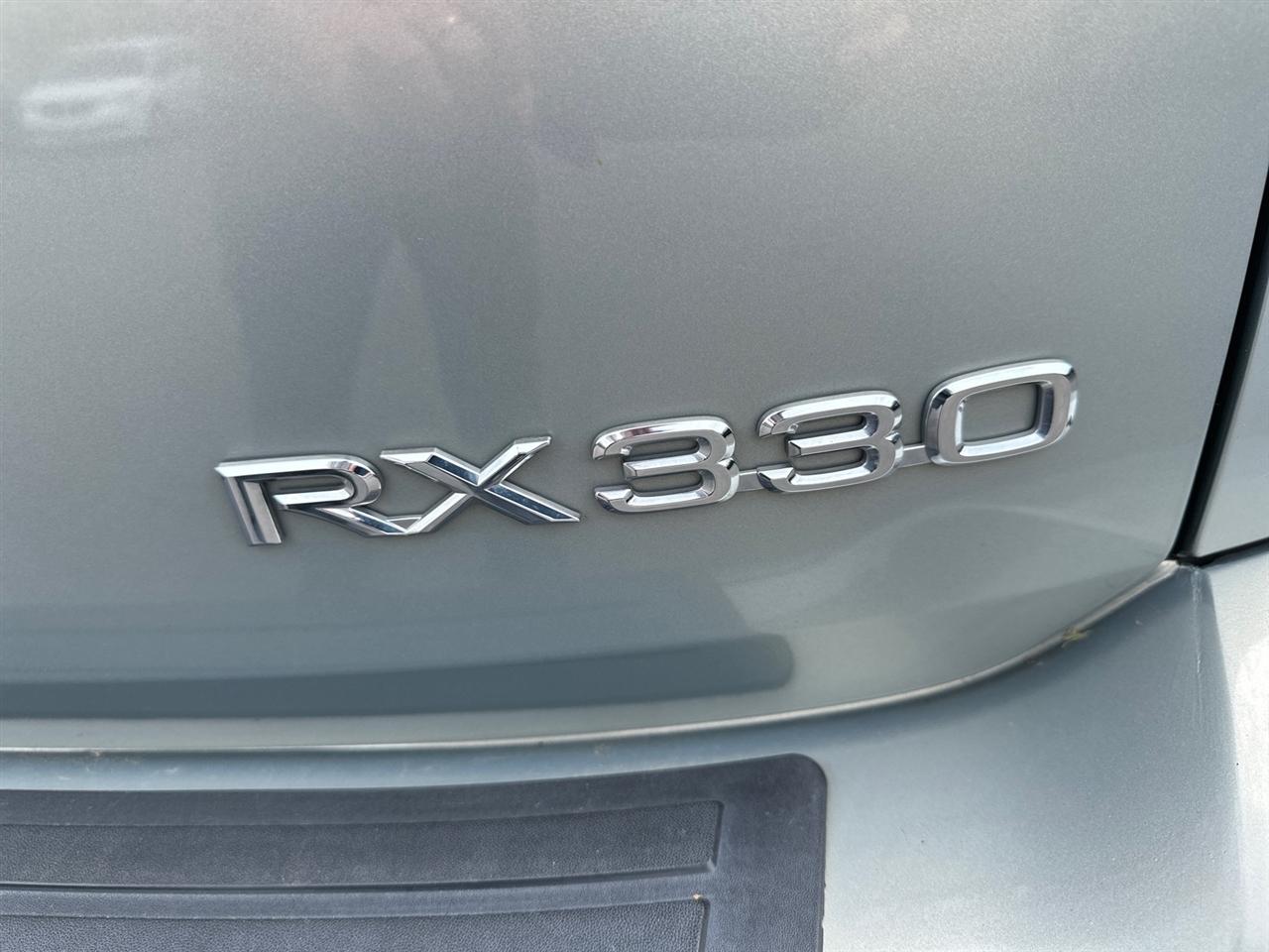 Lexus RX 330 4dr SUV AWD 2004
