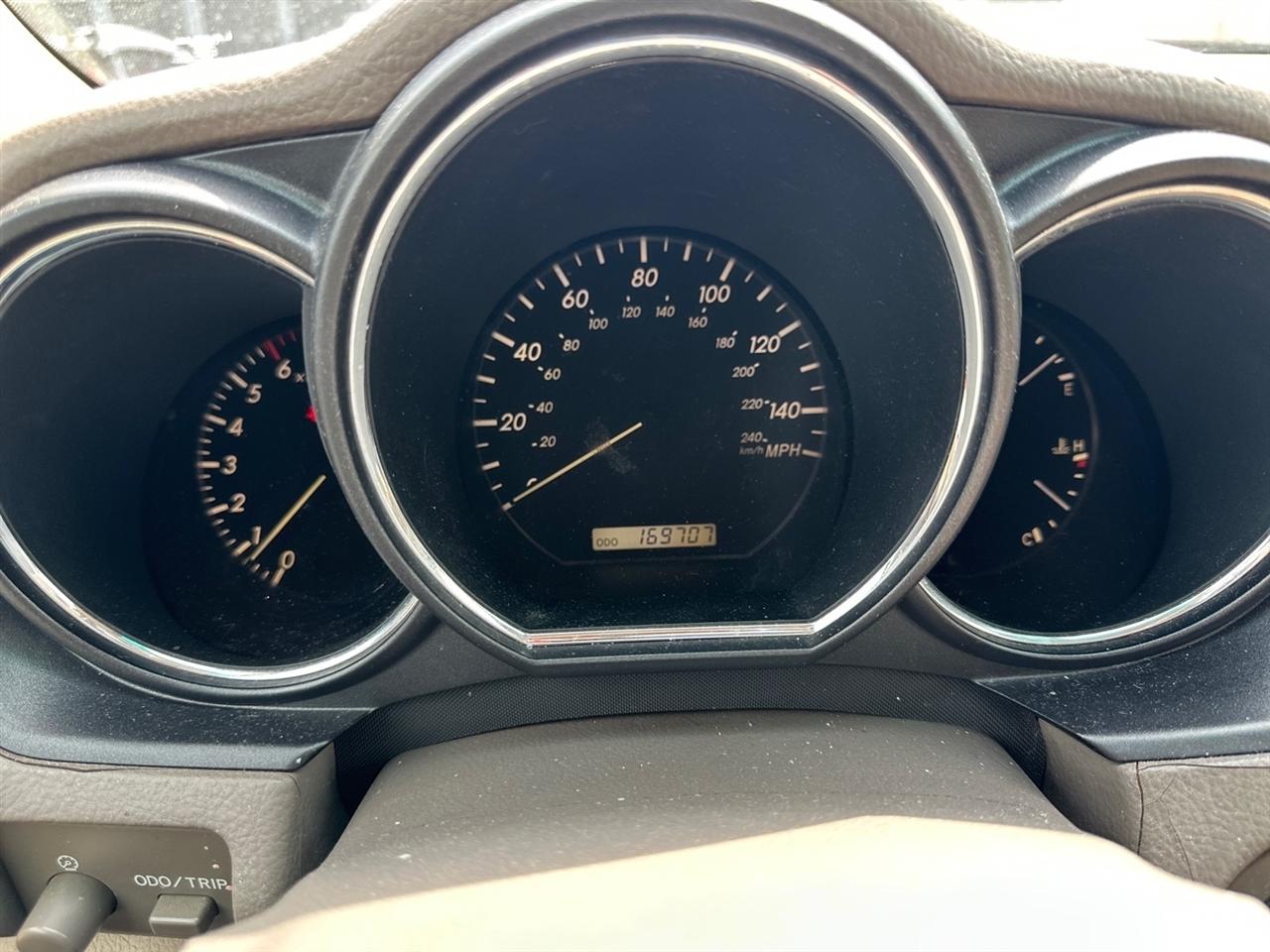 Lexus RX 330 4dr SUV AWD 2004