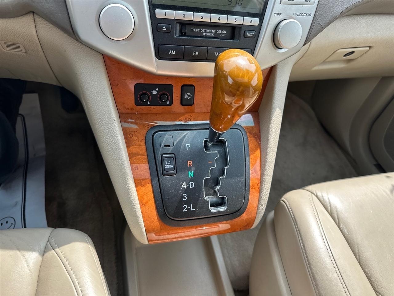 Lexus RX 330 4dr SUV AWD 2004