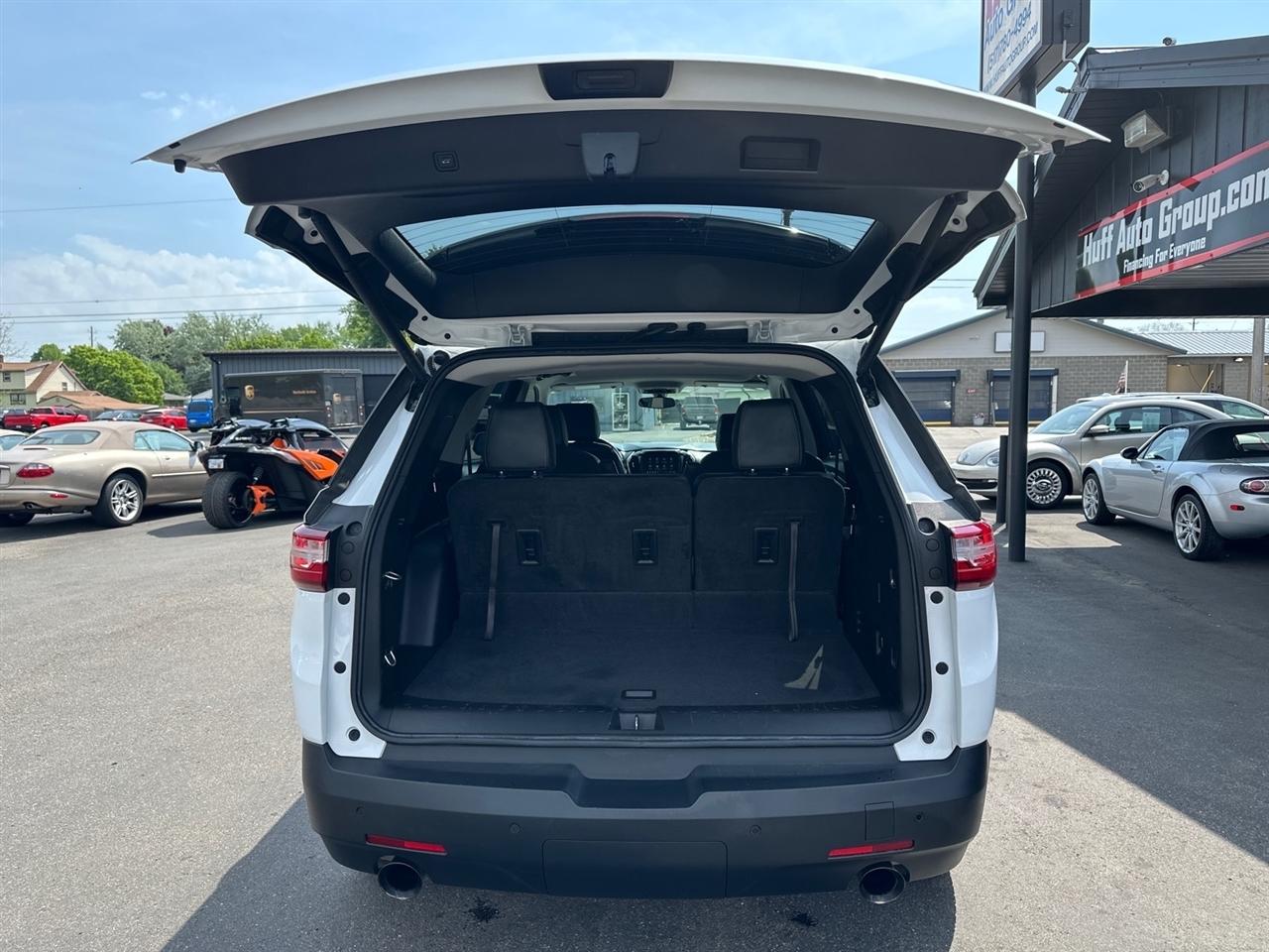 Chevrolet Traverse AWD 4dr LT Leather 2020