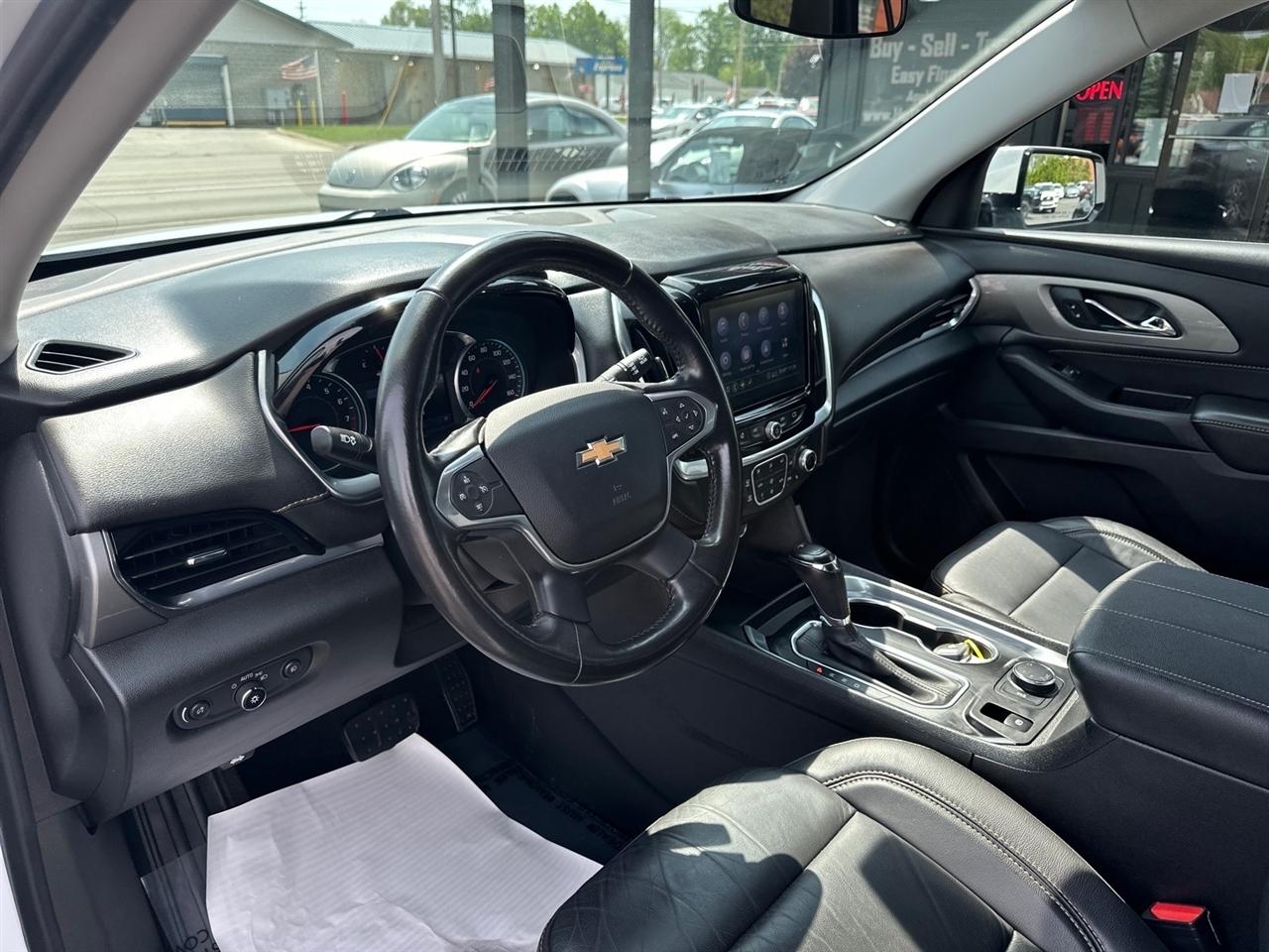 Chevrolet Traverse AWD 4dr LT Leather 2020