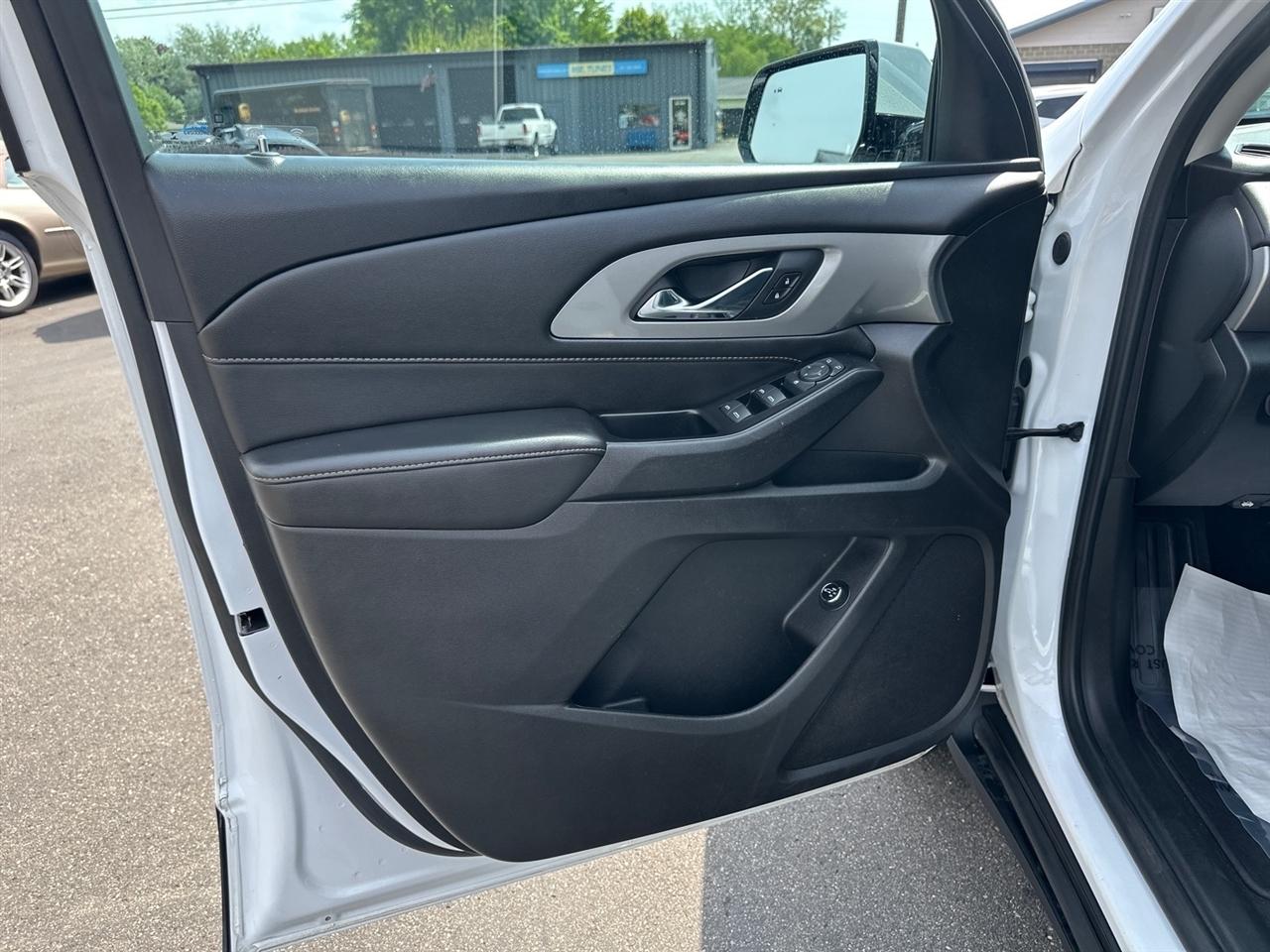 Chevrolet Traverse AWD 4dr LT Leather 2020