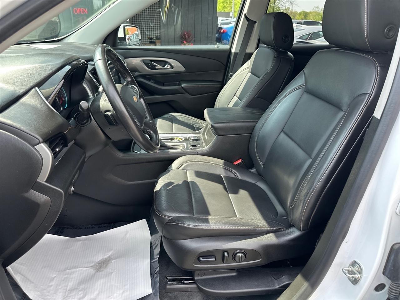 Chevrolet Traverse AWD 4dr LT Leather 2020