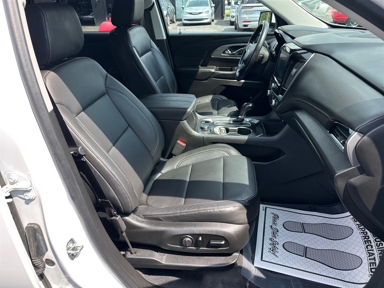 Chevrolet Traverse AWD 4dr LT Leather 2020