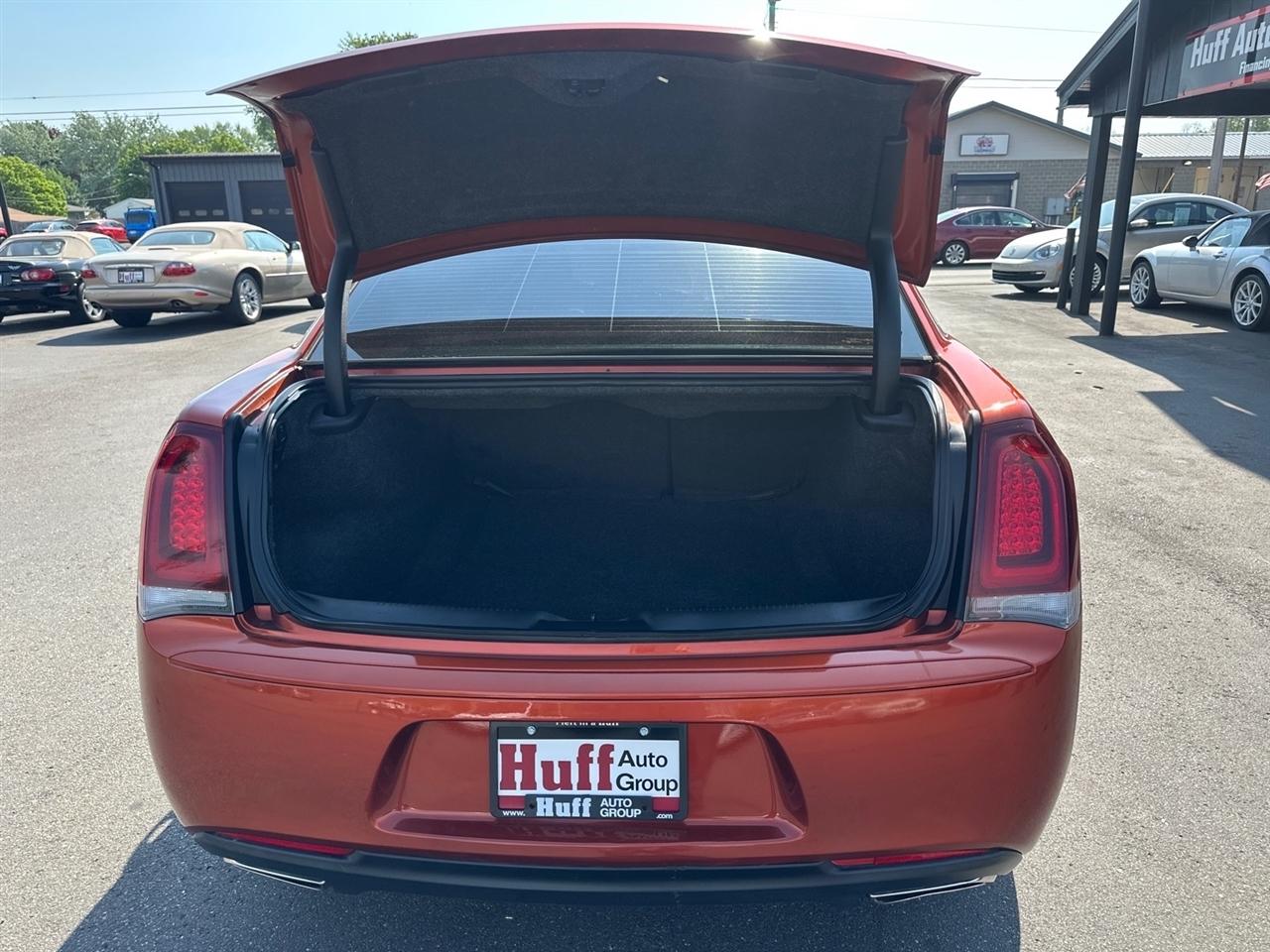 Chrysler 300 Touring RWD 2020