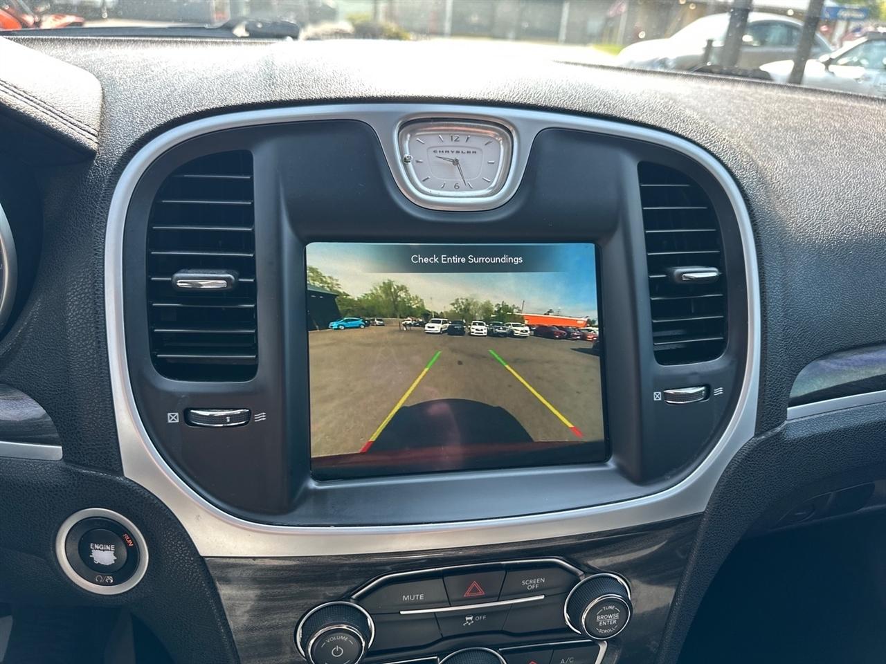 Chrysler 300 Touring RWD 2020