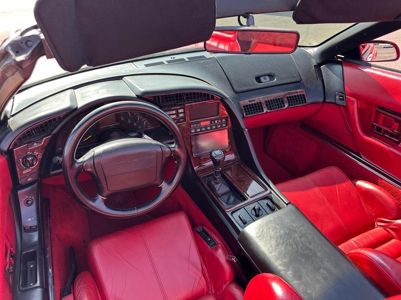 Chevrolet Corvette 2dr Convertible 1992