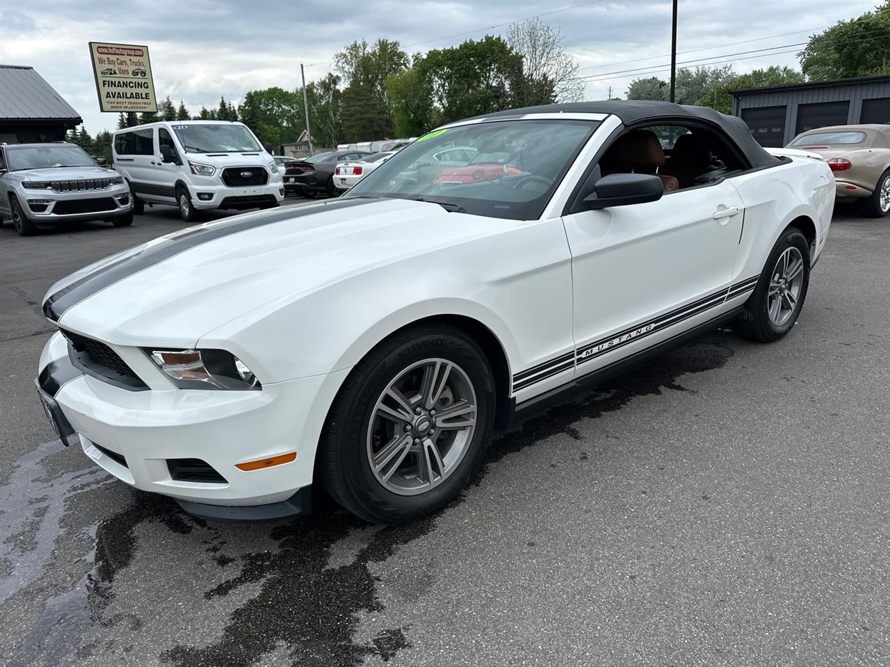2011 Ford Mustang 2dr Conv V6